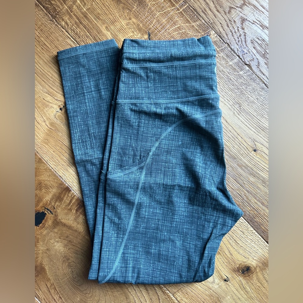 Zyia leggings